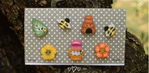  Buttons - Bees by Puntini Puntini