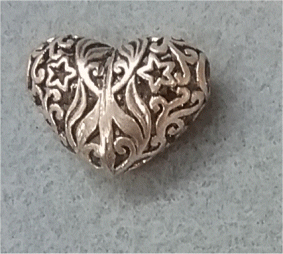 Tibetan Style Beads : Heart  : Nickel Free : Antique Silver : Approximately 25mm  x 20mm : Horizontal Hole 4mm  