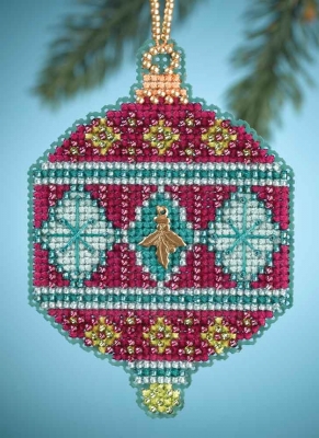 MH16-4305 Berry Ornament Kit   by Mill Hill