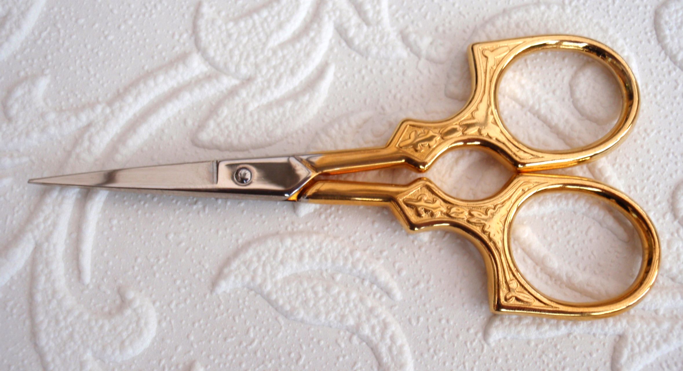  Embroidery  Fleur Scissors : Gold : ss 