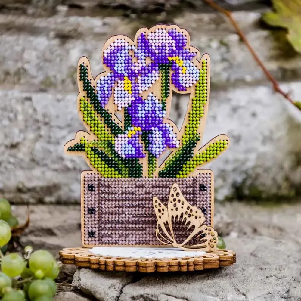 FLK-412 – “Irises In A Pot” Wooden Bead  Kit by Wonderland Crafts 