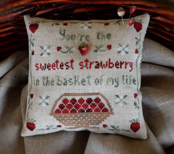 Sweetest Strawberry by Puntini Puntini  