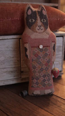 Stacey Nash Primitives -  Clementine - Animal Crackers