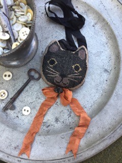 Oliver - Animal Crackers by Stacey Nash Primitives 