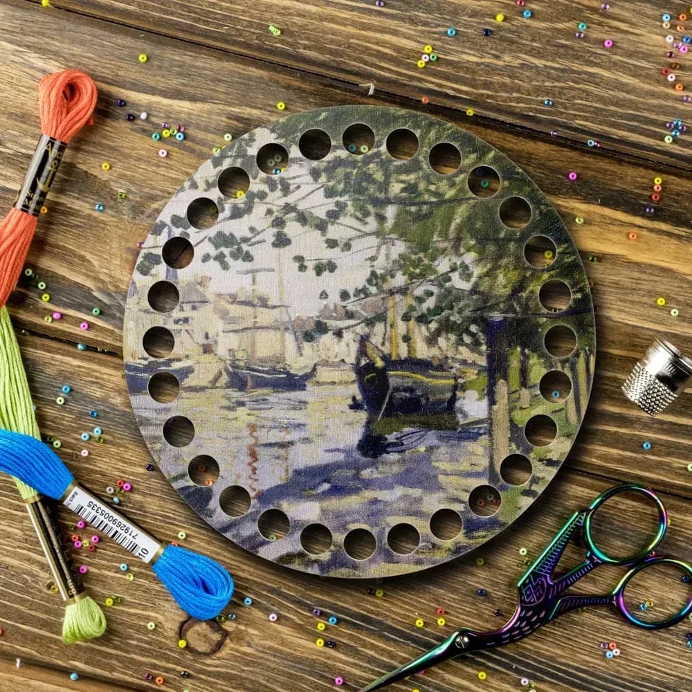 FLZ(P)-033 Seine in Rouen, Round Thread organizer  by Woodland Crafts  